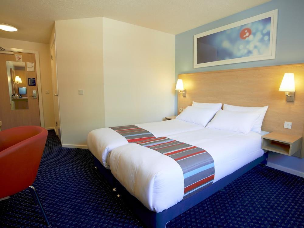 Travelodge Glasgow Airport Hotel Exteriör bild