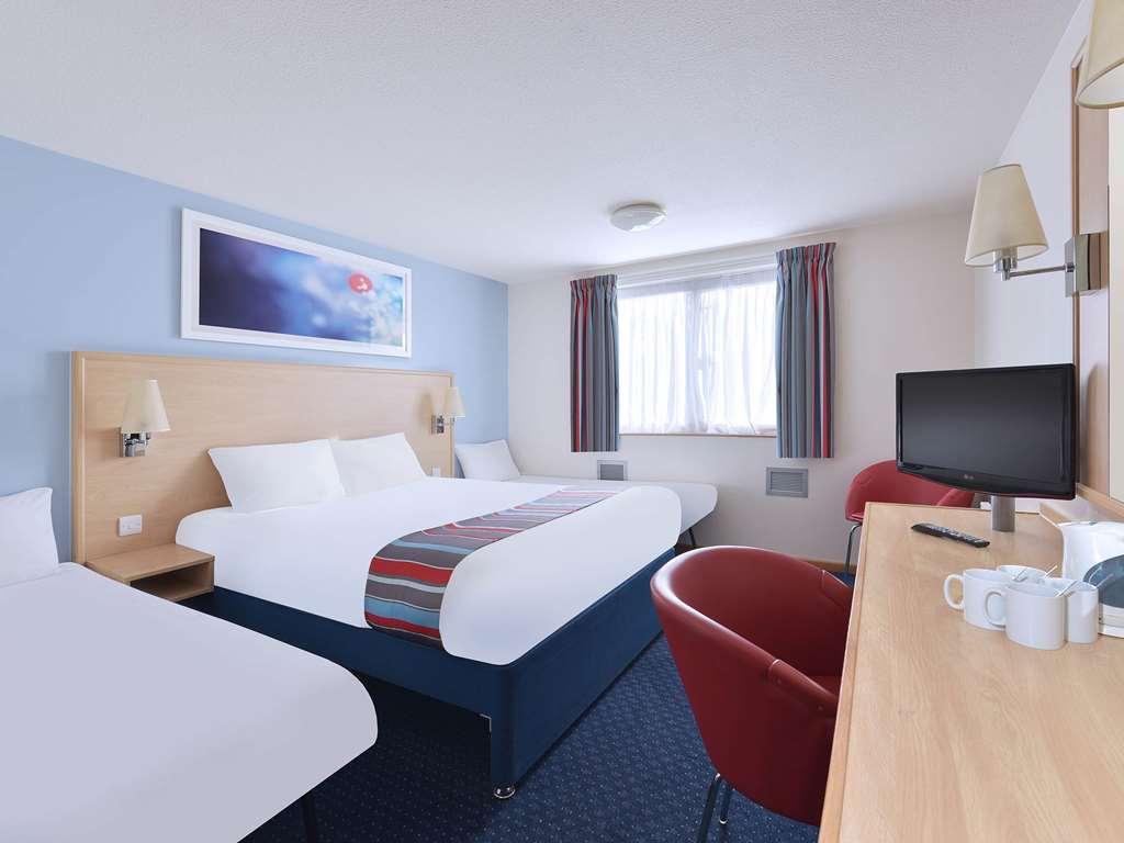 Travelodge Glasgow Airport Hotel Rum bild