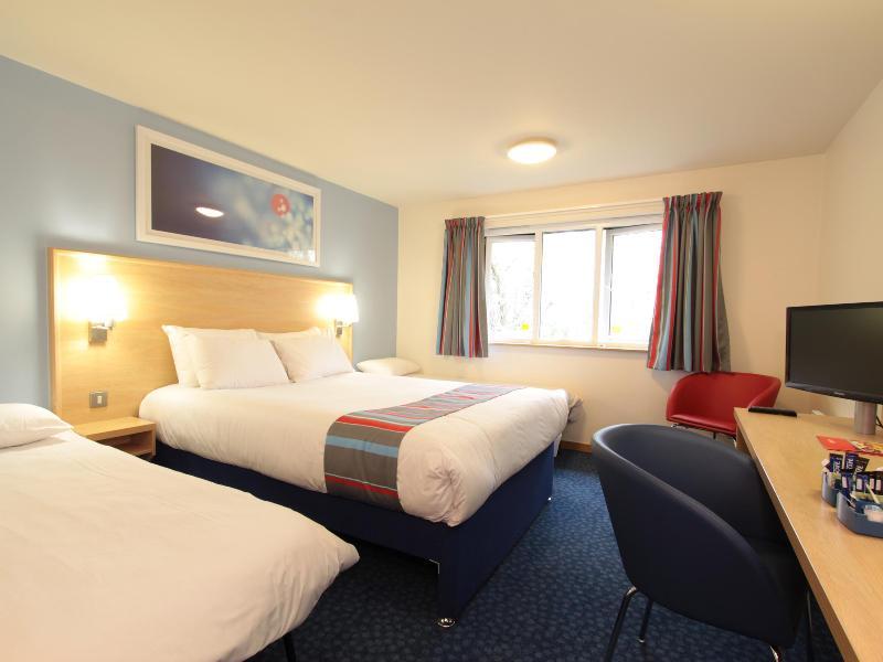 Travelodge Glasgow Airport Hotel Exteriör bild