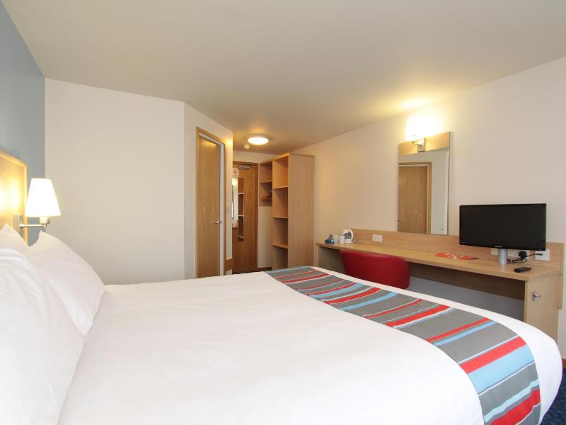 Travelodge Glasgow Airport Hotel Exteriör bild